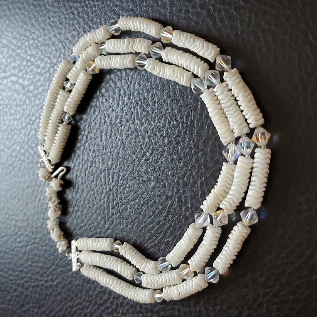 Vtg Necklace